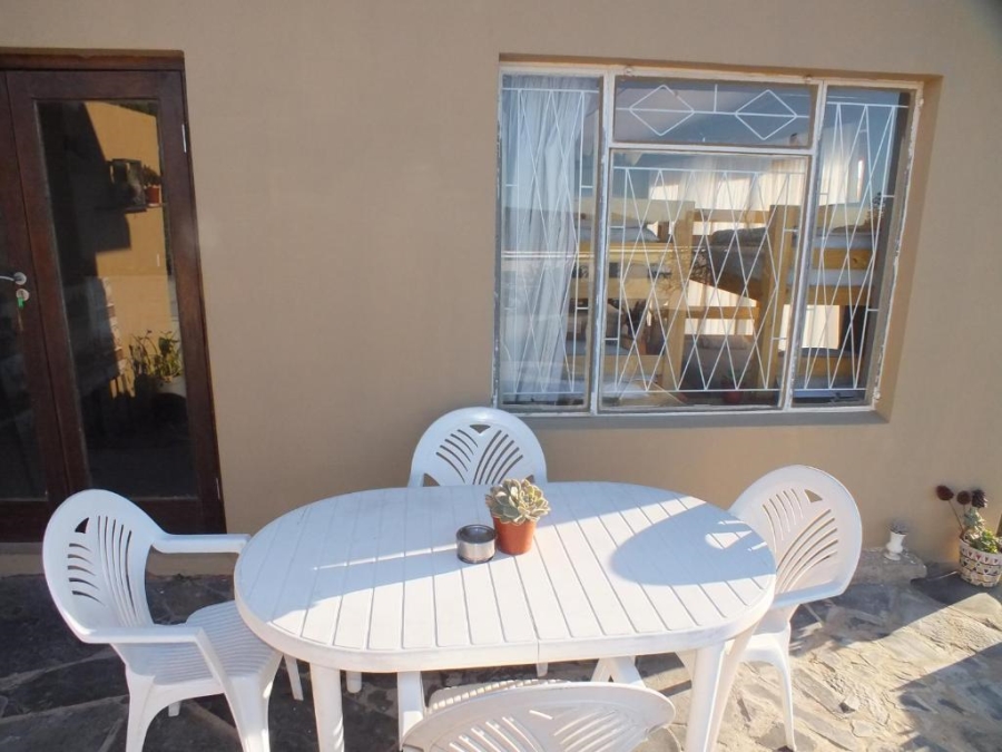 6 Bedroom Property for Sale in Humewood Eastern Cape